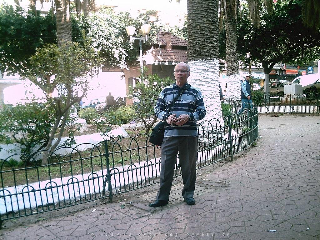 ORAN 04 2007 18 PLACE DE LA BASTILLE.JPG
